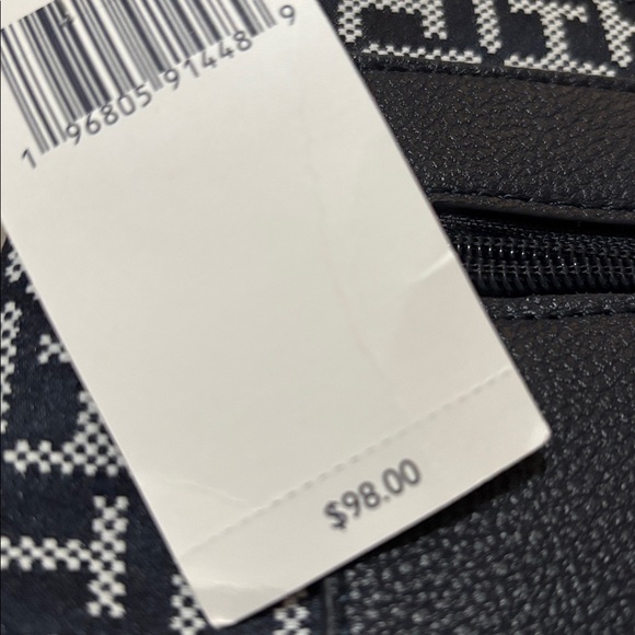 NWT Tommy Hilfiger blue and White Patterned Crossbody Bag - Picture 5 of 7